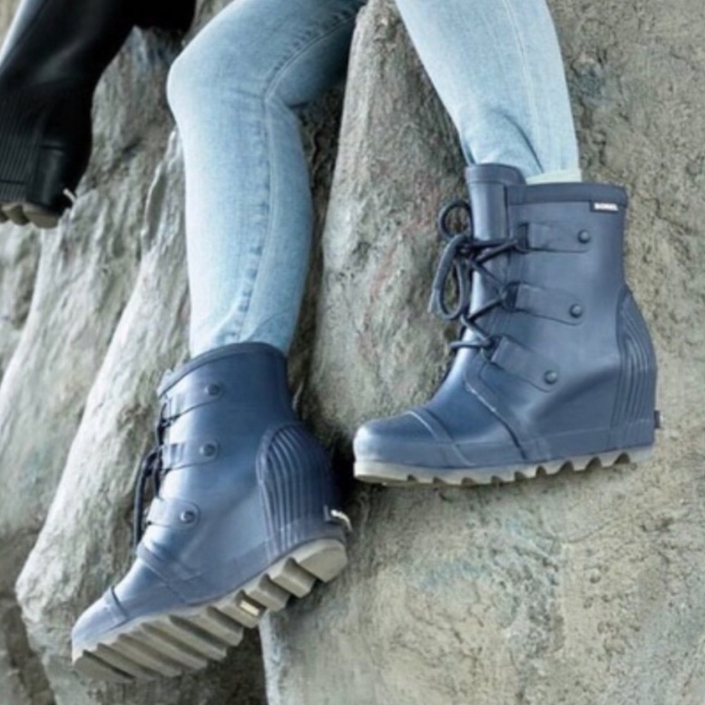 Sorel Joan of Arctic Rain Wedge Rain Boots